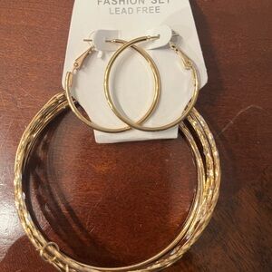 NWT Gold Hoop Earring and Bangle Bracelet Set lead free